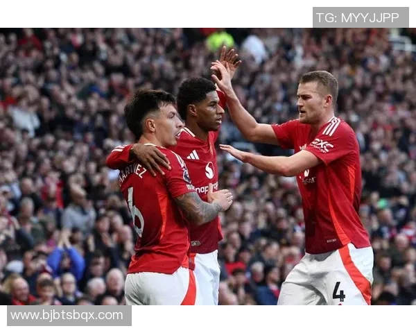 阿森纳与迅速的激烈对决揭示了足球战术的魅力与团队合作的重要性