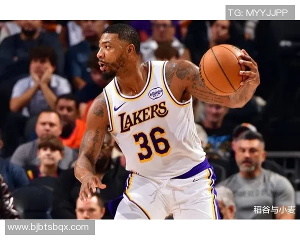 马库斯斯马特的篮球之路与领导力：从防守专家到球队核心的蜕变